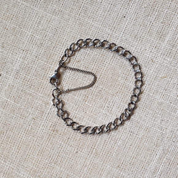 James Avery Sterling Silver Single Curb Charm Bracelet Retired - Picture 1 of 5